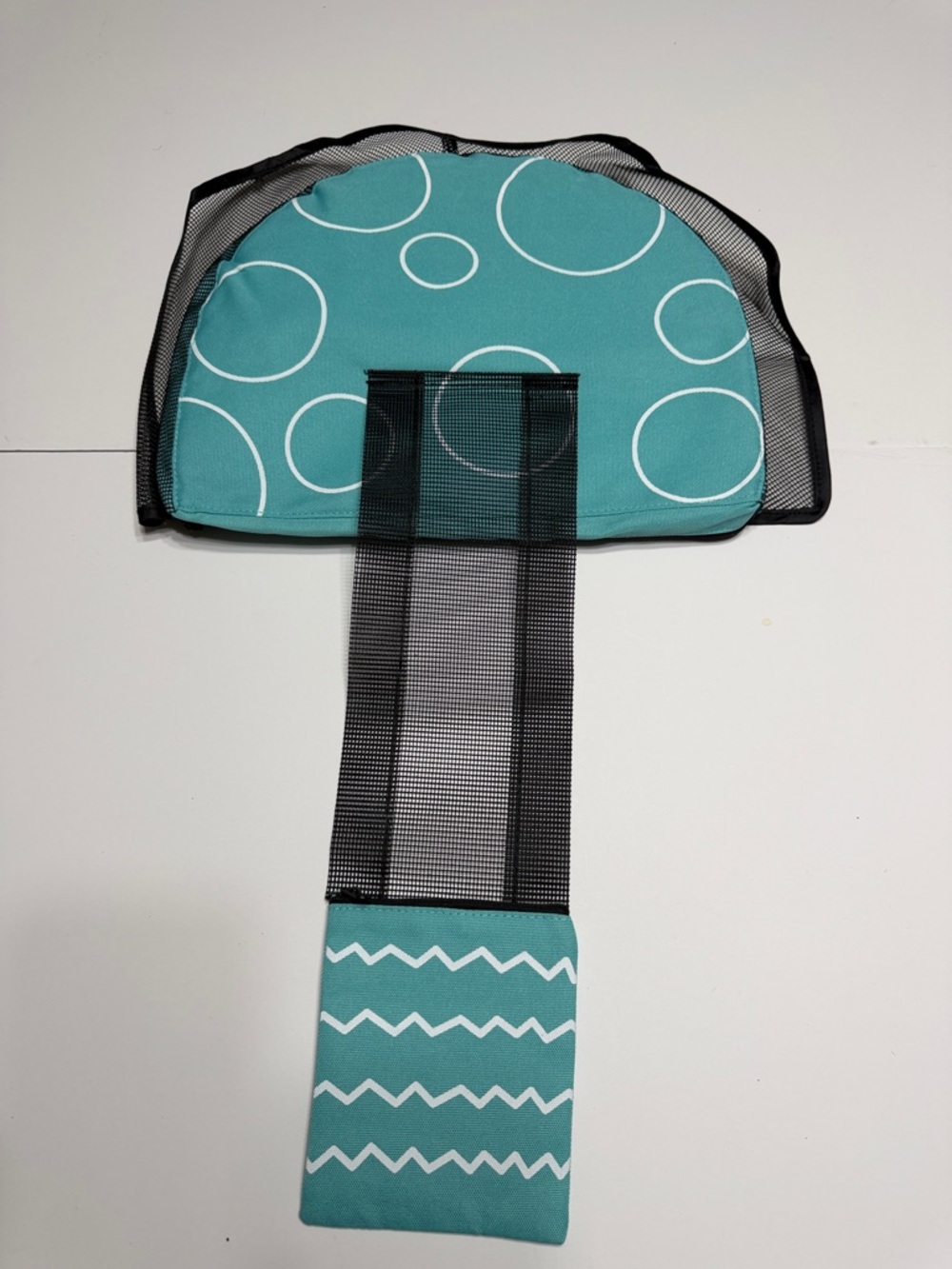 Poolwhale animal escape pool step stool, mushroom shaped